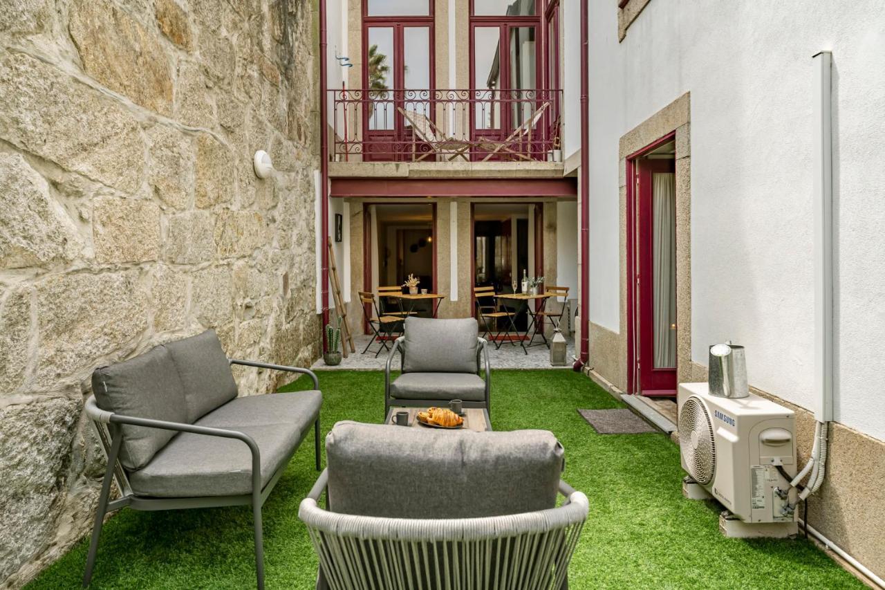 Private Garden In Porto City Center Apartment Exterior photo